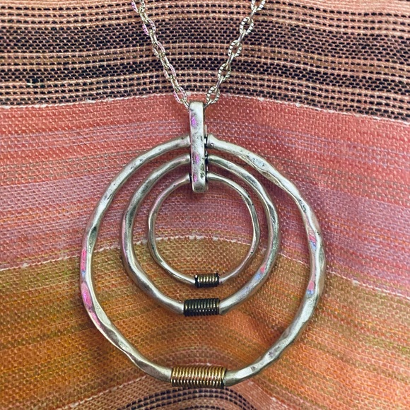 Necklace - Picture 5 of 7